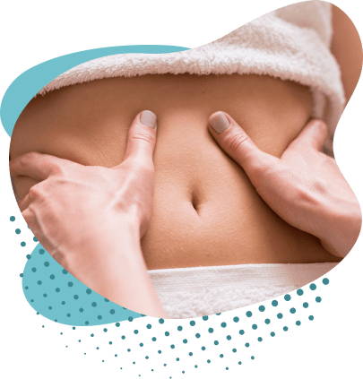 Mulher recebendo massagem modeladora